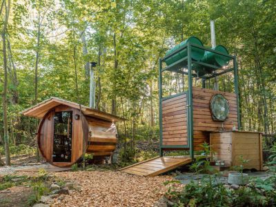 Tree houses Sněžník