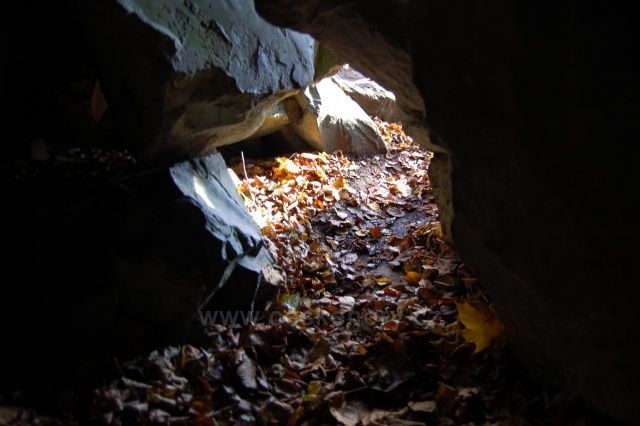 M.Stožec-jeskyně Komora
