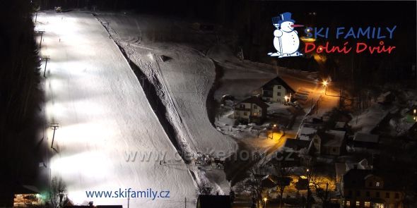 SKi Family Dolní Dvůr - večerní lyžování