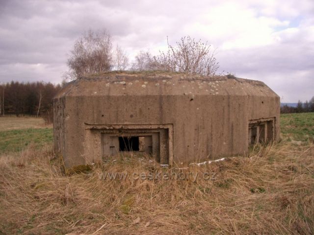 bunkr vz.36 nad Hačkou pod Krásnou Lípou