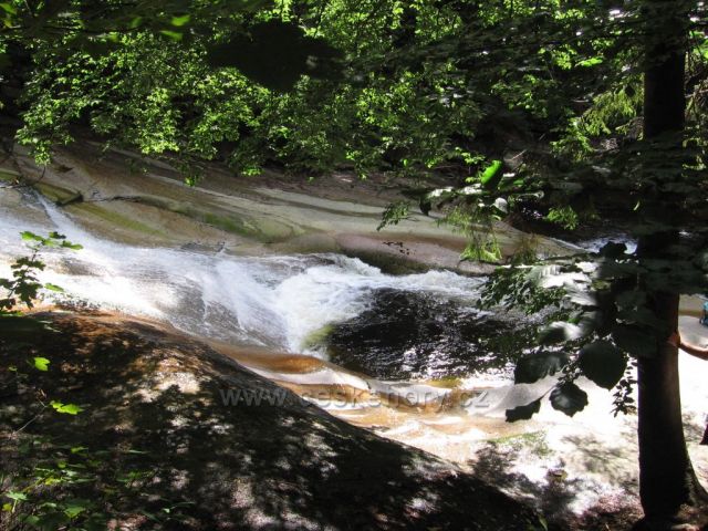 Mumlavský kotel na řece Mumlavě.