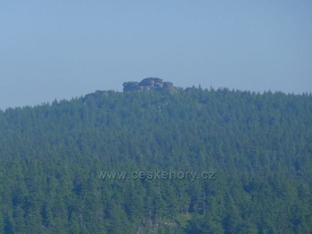 Vozka - 1377 m.n.m. - pohled z cesty na Vřesovou studánku