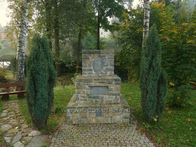 Horní Lipová - památník II.Světové války