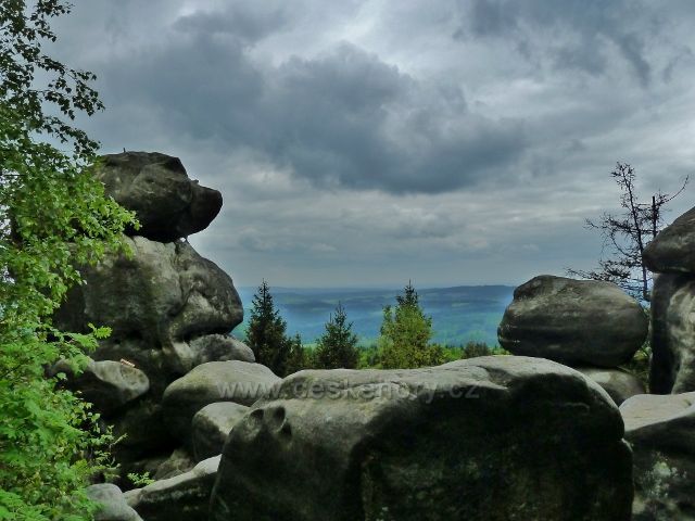Teplické skály - pohled ze skalnatého vrcholku Čápu