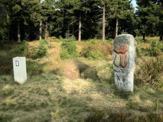 Hraniční kámen pod Klínovcem