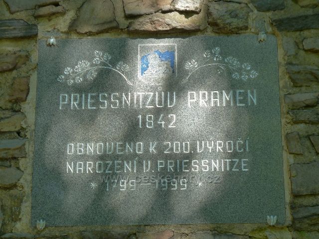 Lázně Jeseník - pamětní deska na Priessnitzově pramenu