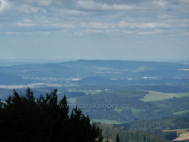 Buková hora - pohled z Čenkovické sjezdovky na Žamberk