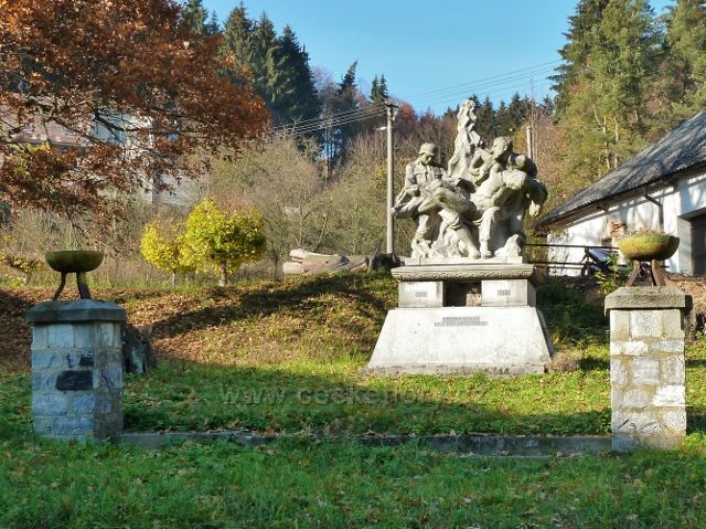 Hanušovice - pomník obětem I. světové války v Údolní ulici