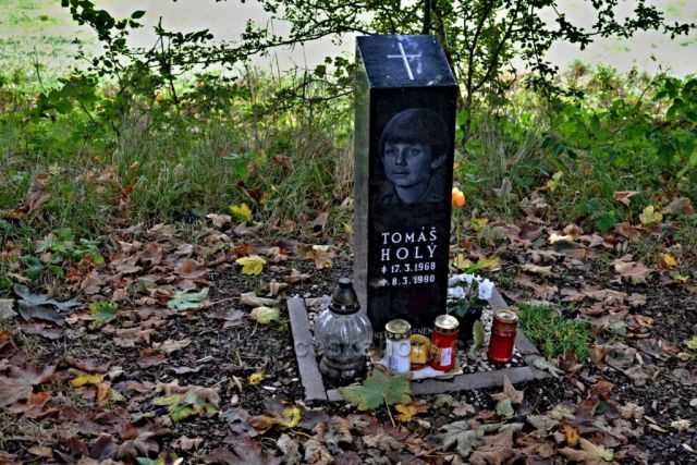 Památník Tomáše Holého