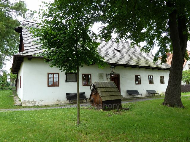 Hodslavice - památník Františka Palackého je umístěn v jeho rodném domku