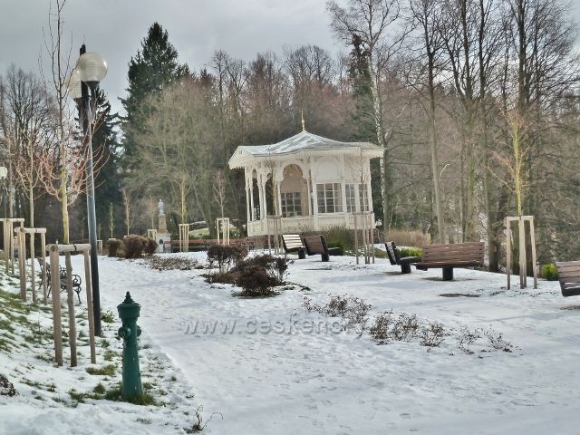 Lázně Jeseník - hudební pavilon v zimě
