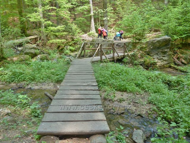 Rešovské vodopády - trasa po červené TZ v horní části rezervace