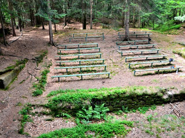 Lesní divadlo Na Bajtlichu