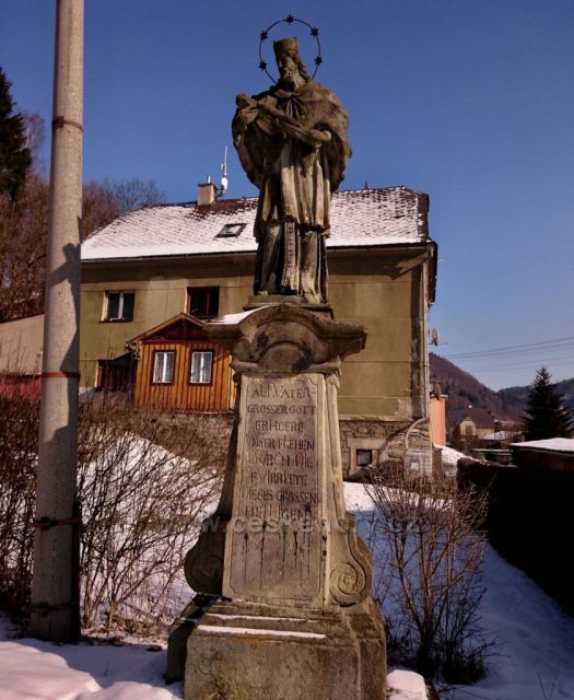Hanušovice - socha sv. Jana Nepomuckého