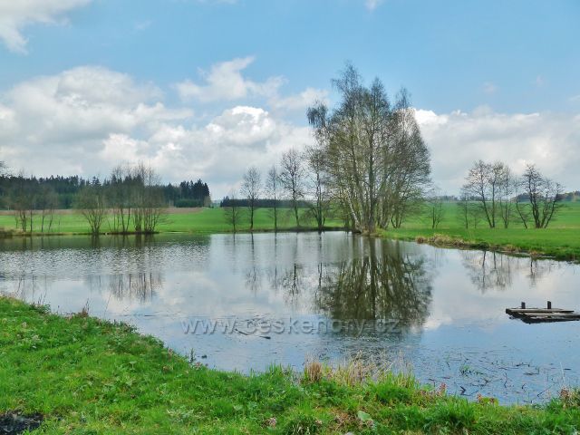 Kunvald - Kunvaldský rybník v údolí Rokytenky