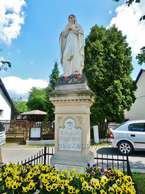 Bludov - socha Panny Marie Lurdské