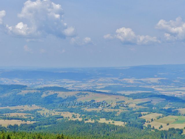 Dolní Morava - pohled z rozhledny Klepáč do polské nížiny