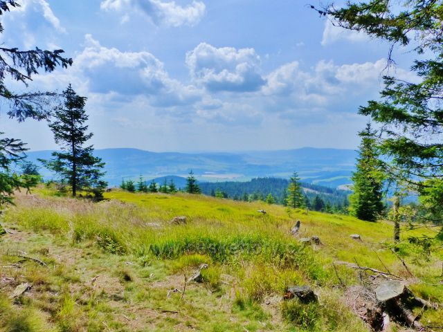 Dolní Morava - pohled z úbočí Klepého pod Suchý vrch