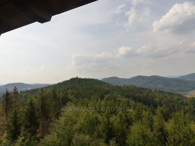 Rapotín - pohled z Bukovky na Bukový kopec(641 m.n.m.)