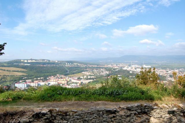 Hrad Doubravka-pohled na Teplice