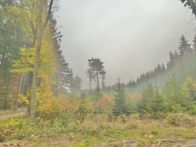 Lichkov - mlha na úpatí vrchu Bouda