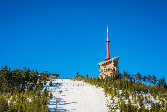 Televizní vysílač - Lysá hora v zimě