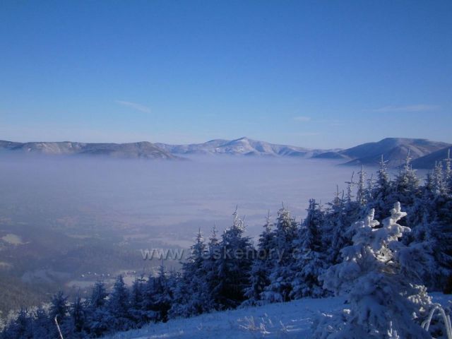 Pohled na Lysou horu z Velkého Javorníku