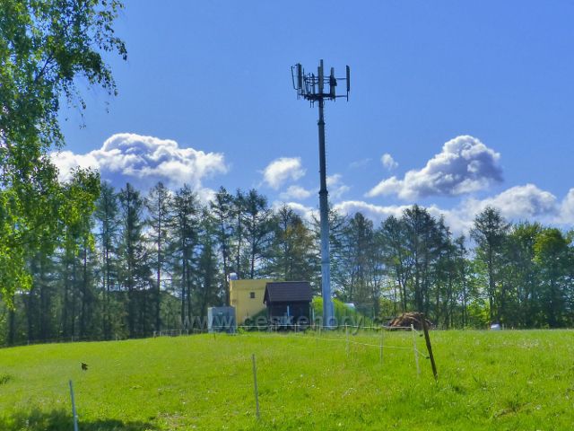 Kunvald - telekomunikační věž na vrcholu Krejsovo kopce