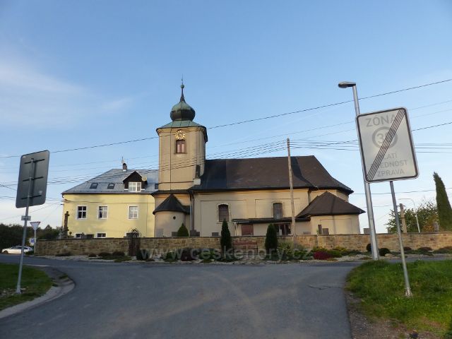 Sobkovice - kostel sv.Prokopa z roku 1774