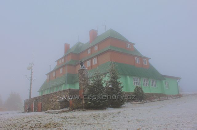 Šerlich - Masarykova chata v zajetí mlhy