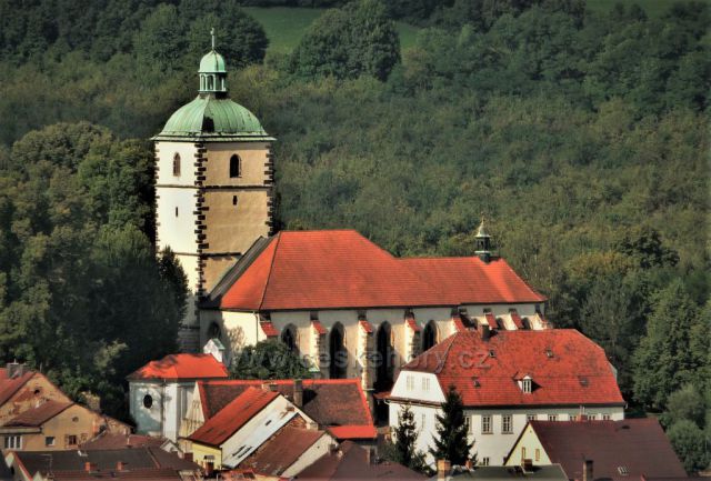 Výhled na Benešov nad Ploučnicí
(kostel narození p. Marie)