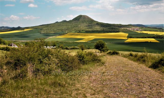 Raná u Loun 
- ráj paraglidistů