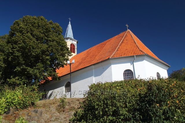 Kostel sv. Barbory v Dubičkách